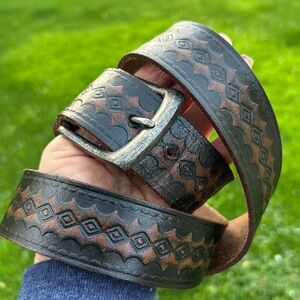 Wrangler Top Grain Cowhide Hand Tooled Black & Brown Leather Belt Size 38